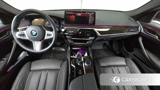 BMW 5 Series (G30) id 4784426 из Кореи 17