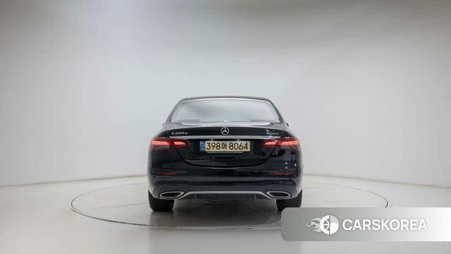 Mercedes-Benz E-Class W213 id 4711676 из Кореи 17