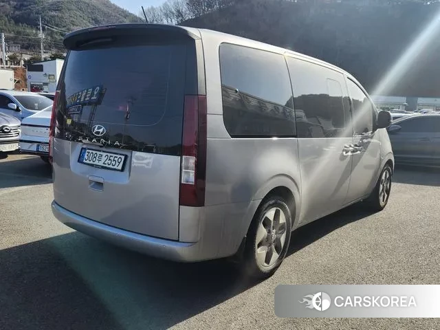 Hyundai Staria id 3717293 из Кореи 17