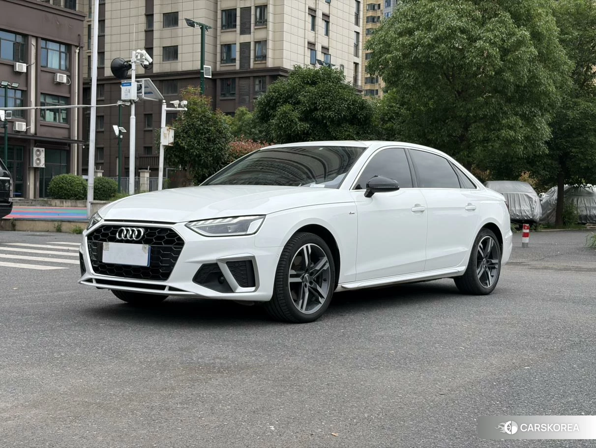 Audi A4L id 4426687 из Китая 12