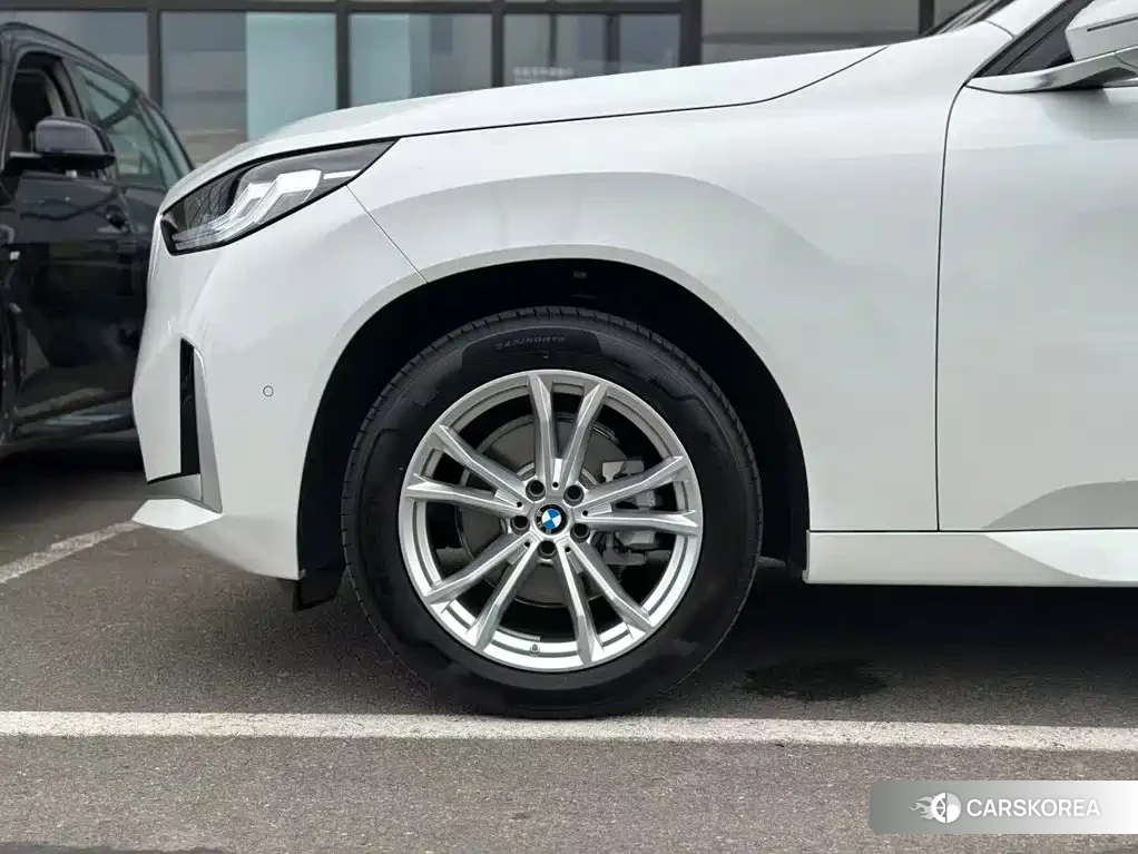 BMW X3 id 4607135 из Китая 16
