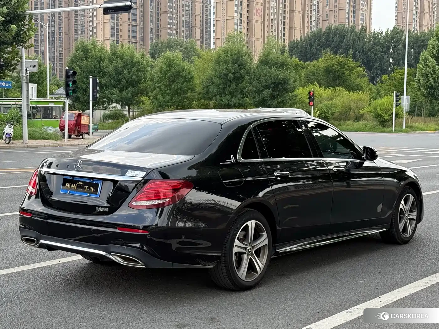 Mercedes-Benz E-Class id 4669479 из Китая 18