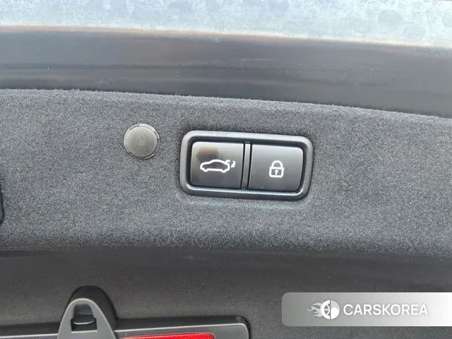 Hyundai The New Grandeur IG id 3367470 из Кореи 17