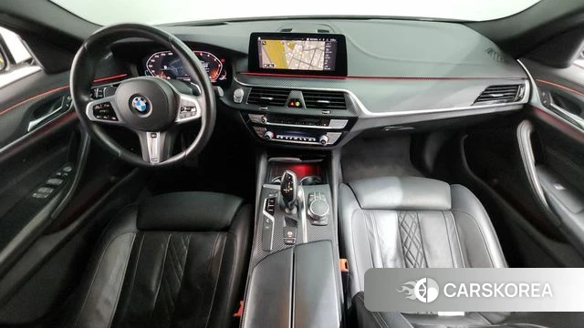 BMW 5 Series (G30) id 3834110 из Кореи 17