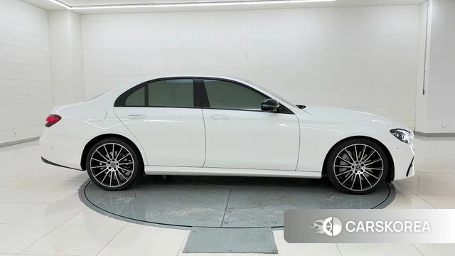 Mercedes-Benz E-Class W213 id 3787260 из Кореи 17