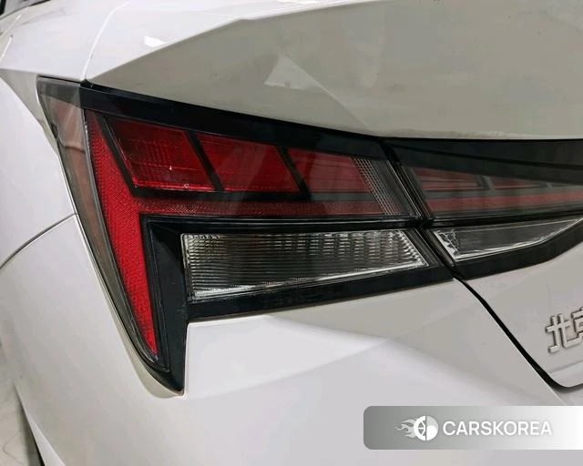 Hyundai Elantra id 4313888 из Китая 37