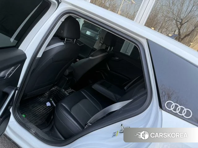 Audi Q2L id 4276358 из Китая 7