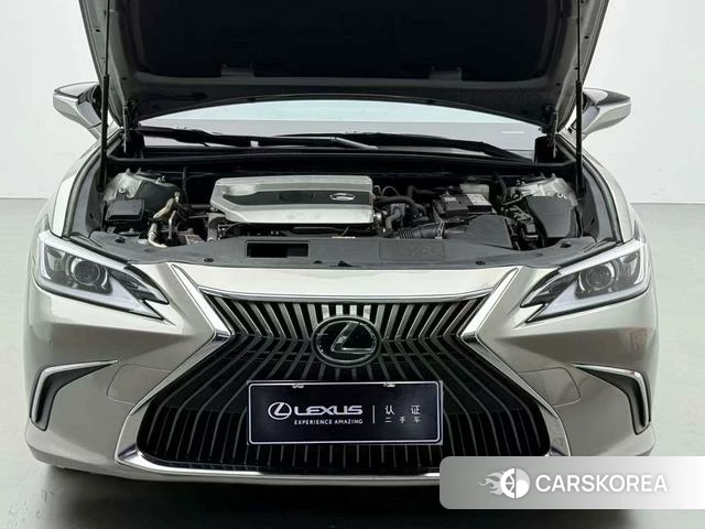 Lexus ES id 4314675 из Китая 12