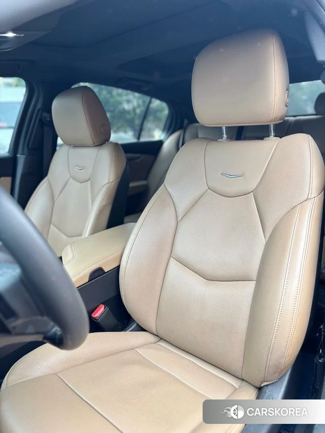 Cadillac CT5 id 4240762 из Китая 15