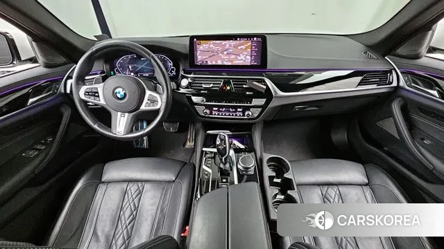 BMW 5 Series (G30) id 3562327 из Кореи 17