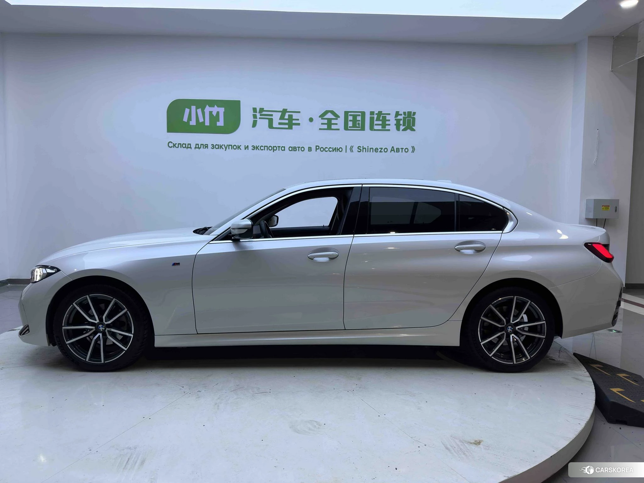 BMW 3 series id 4405818 из Китая 18