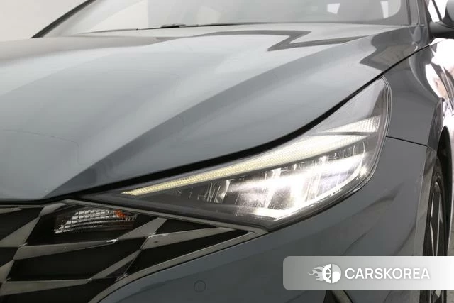Hyundai Elantra id 4297765 из Китая 21