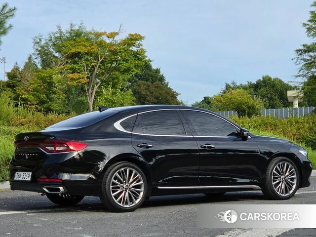 Hyundai Grandeur IG id 4689508 из Кореи 17