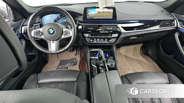 BMW 5 Series (G30) id 4410794 из Кореи 29