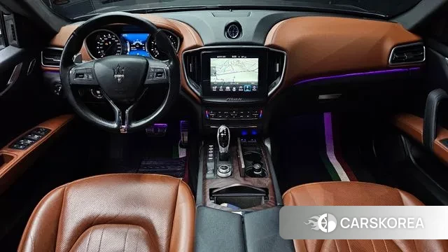 Maserati Ghibli id 3220937 из Кореи 17