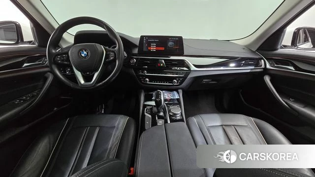 BMW 5 Series (G30) id 4677729 из Кореи 28