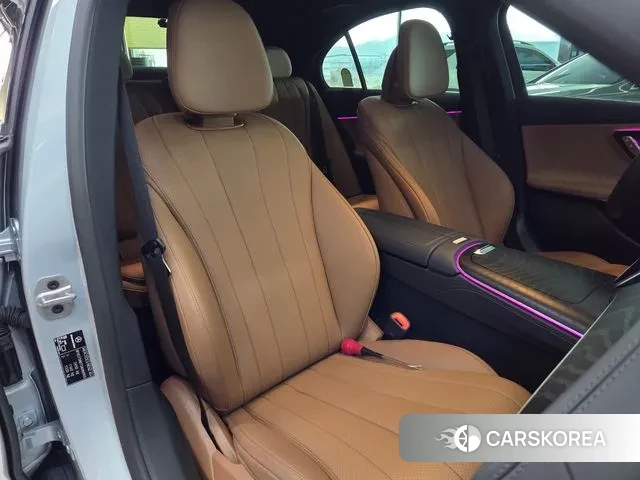 Mercedes-Benz E-Class W214 id 3477369 из Кореи 17