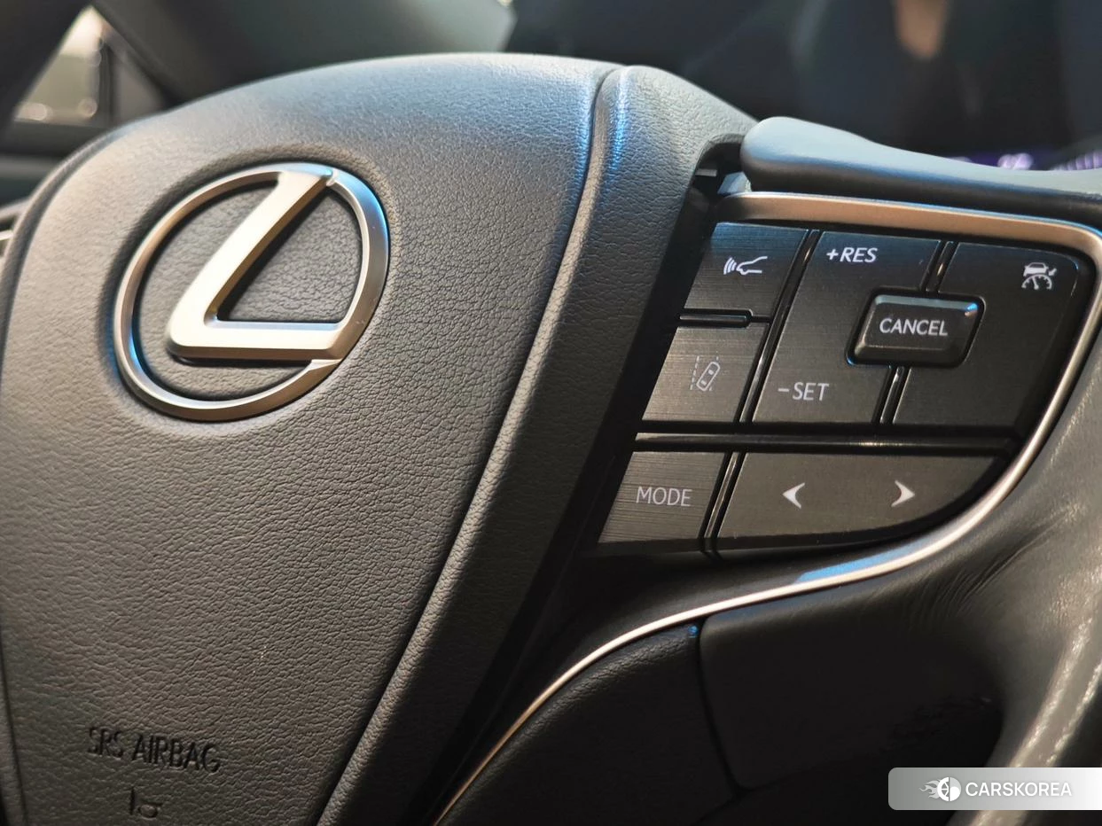 Lexus ES id 4499102 из Китая 9