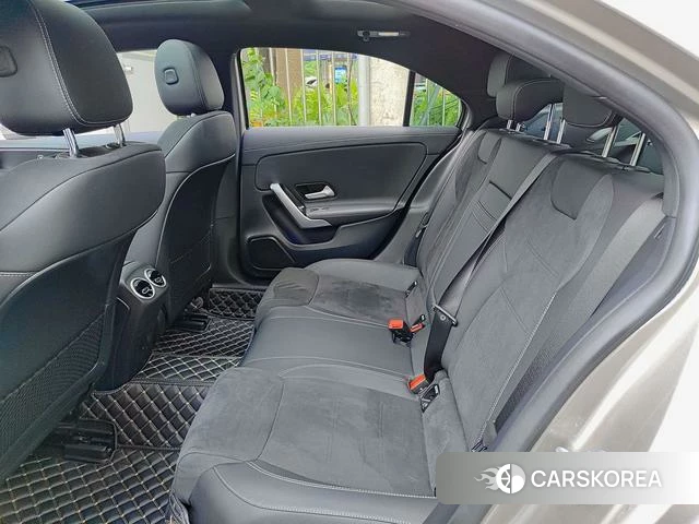 Mercedes-Benz Class A id 4359260 из Китая 8