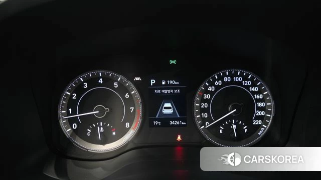 Hyundai Venue id 3903597 из Кореи 17