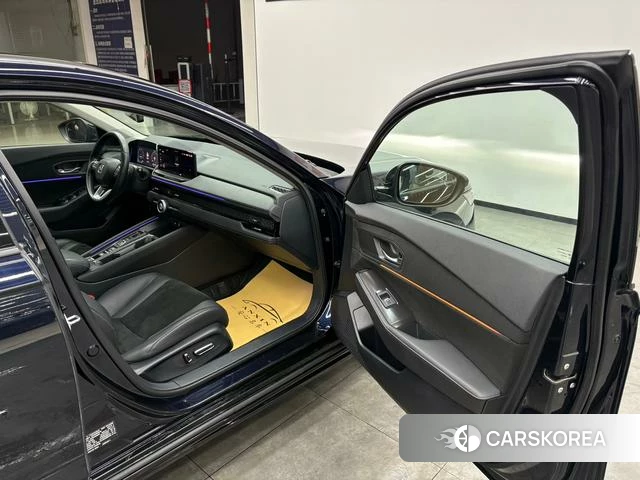 Honda Accord PHEV id 4274006 из Китая 22