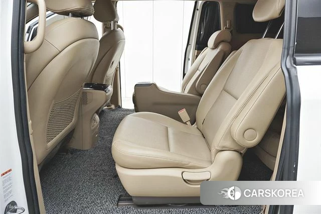 Kia The New Carnival id 3866844 из Кореи 17