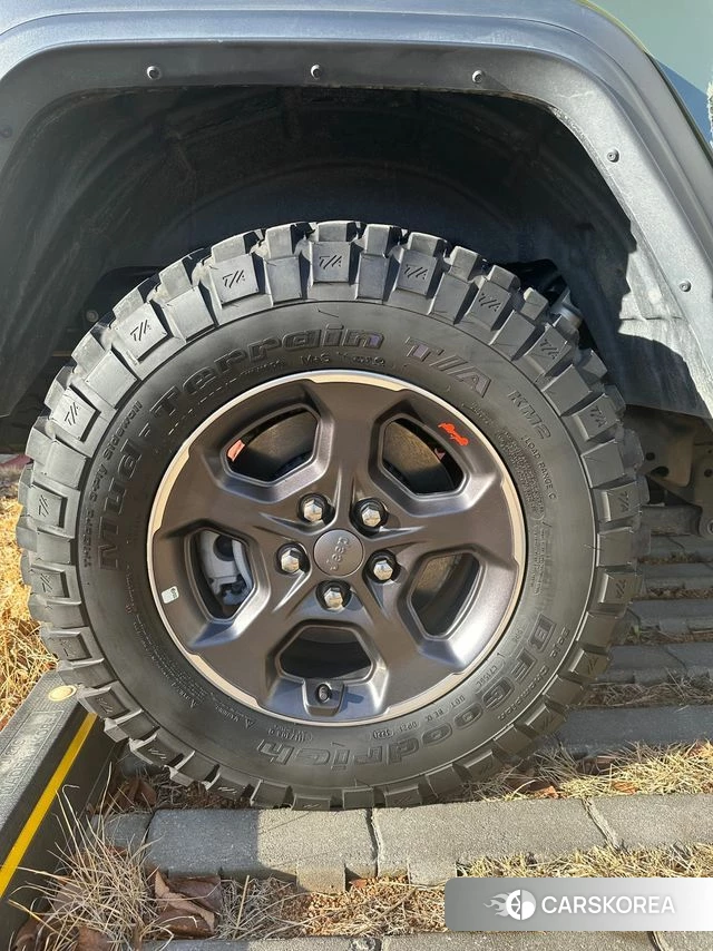 Jeep Gladiator (JT) id 3898129 из Кореи 13