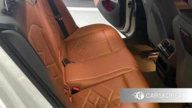 BMW 5 Series (G60) id 3576242 из Кореи 12