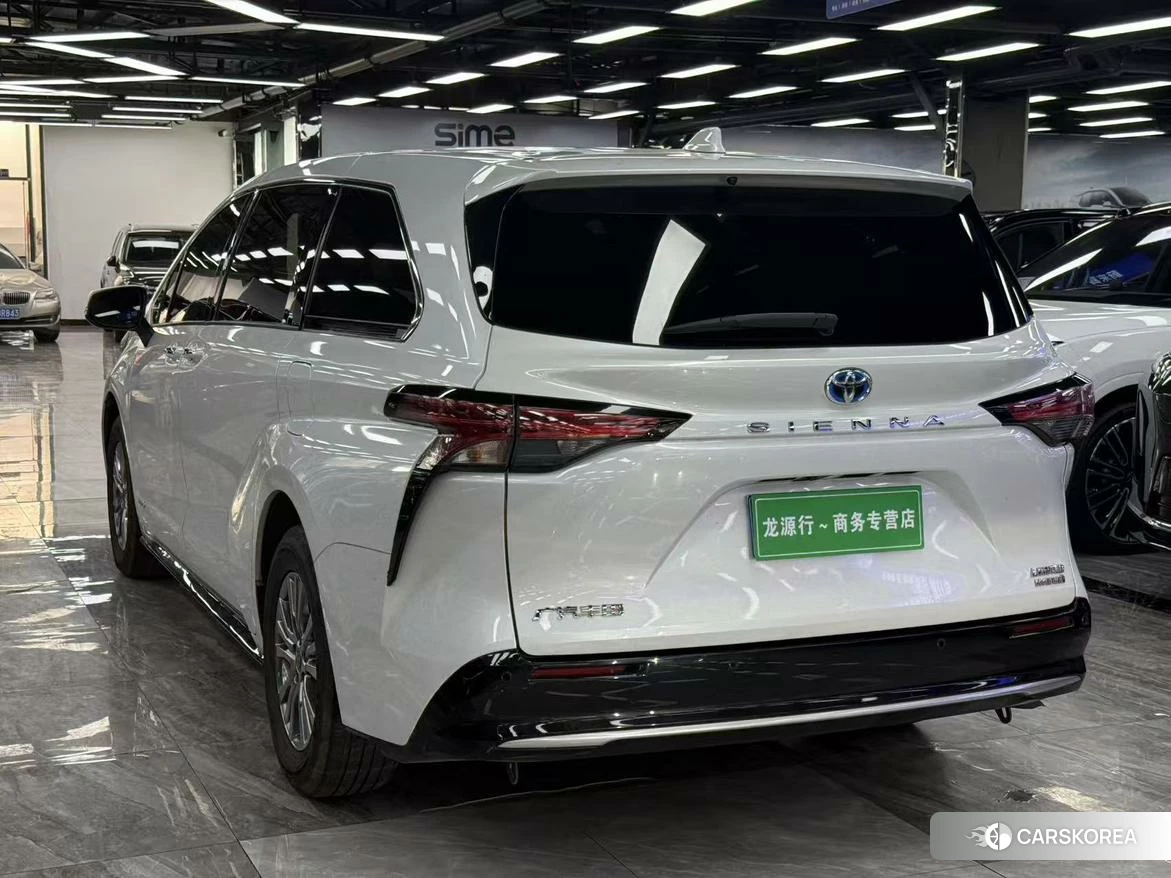 Toyota Saina id 4485491 из Китая 10