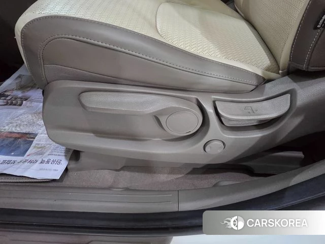 Kia Carnival 4th generation id 4366385 из Кореи 18