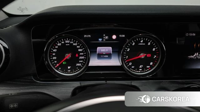 Mercedes-Benz E-Class W213 id 4525947 из Кореи 32
