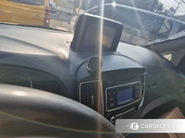 Hyundai The New Grand Starex id 3489919 из Кореи 17