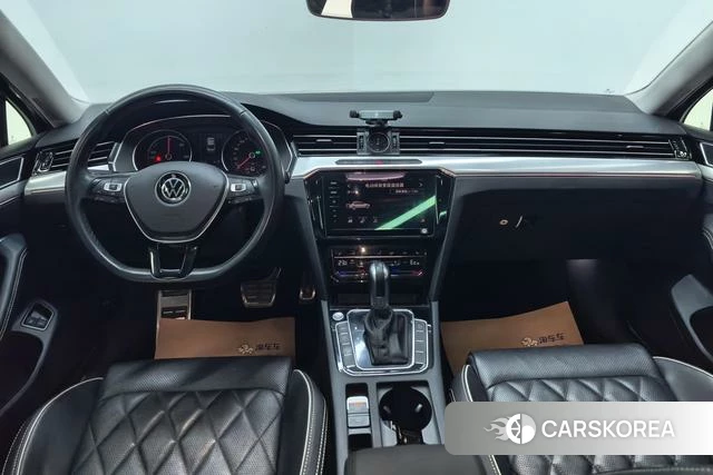 Volkswagen Magotan PHEV id 4291422 из Китая 15