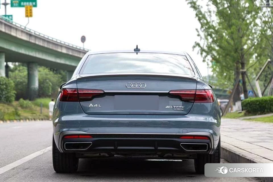 Audi A4L id 4467871 из Китая 8