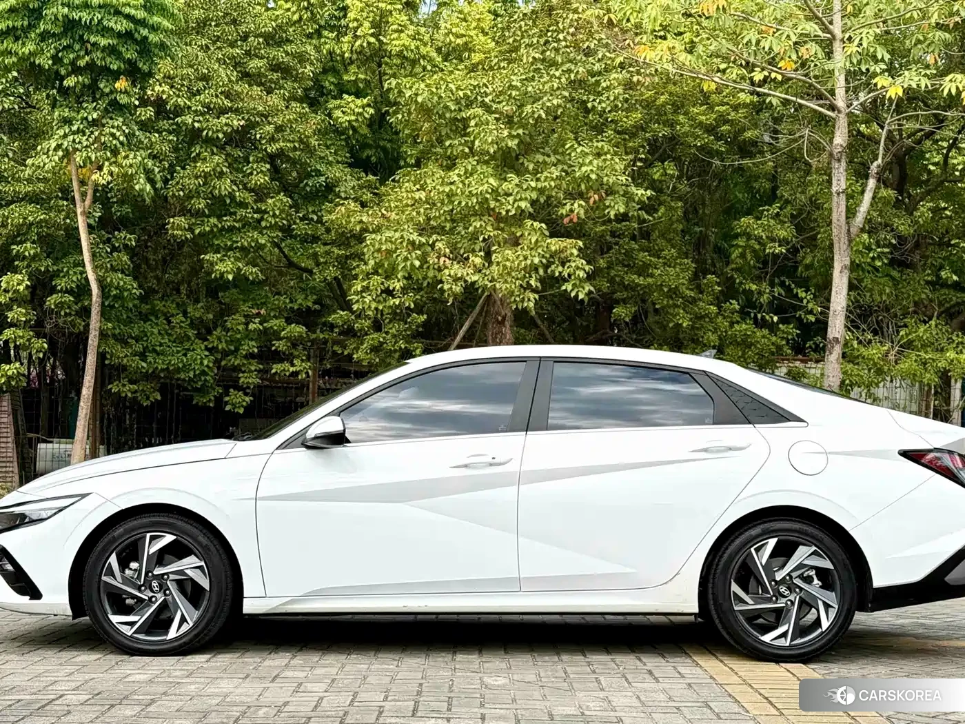 Hyundai Elantra id 4686183 из Китая 19