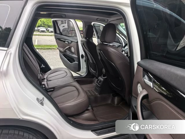 BMW X1 id 4313373 из Китая 12