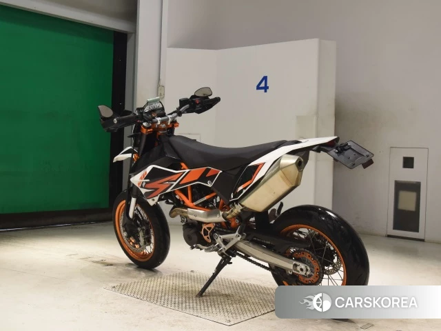 KTM 690 SMC R id 4365468 из Японии 8