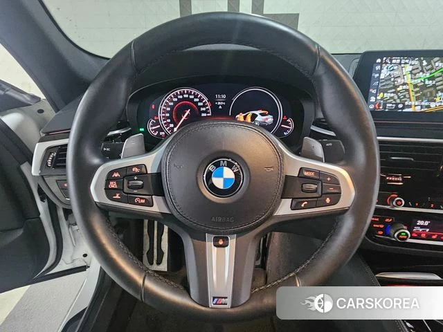 BMW 5 Series (G30) id 4574535 из Кореи 17