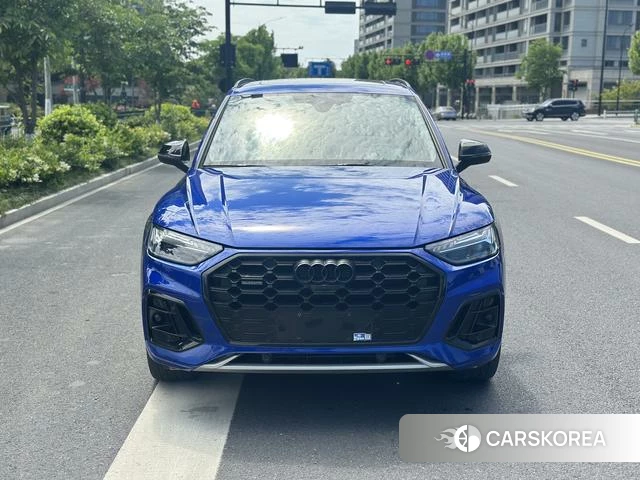 Audi Q5L id 4301098 из Китая 8