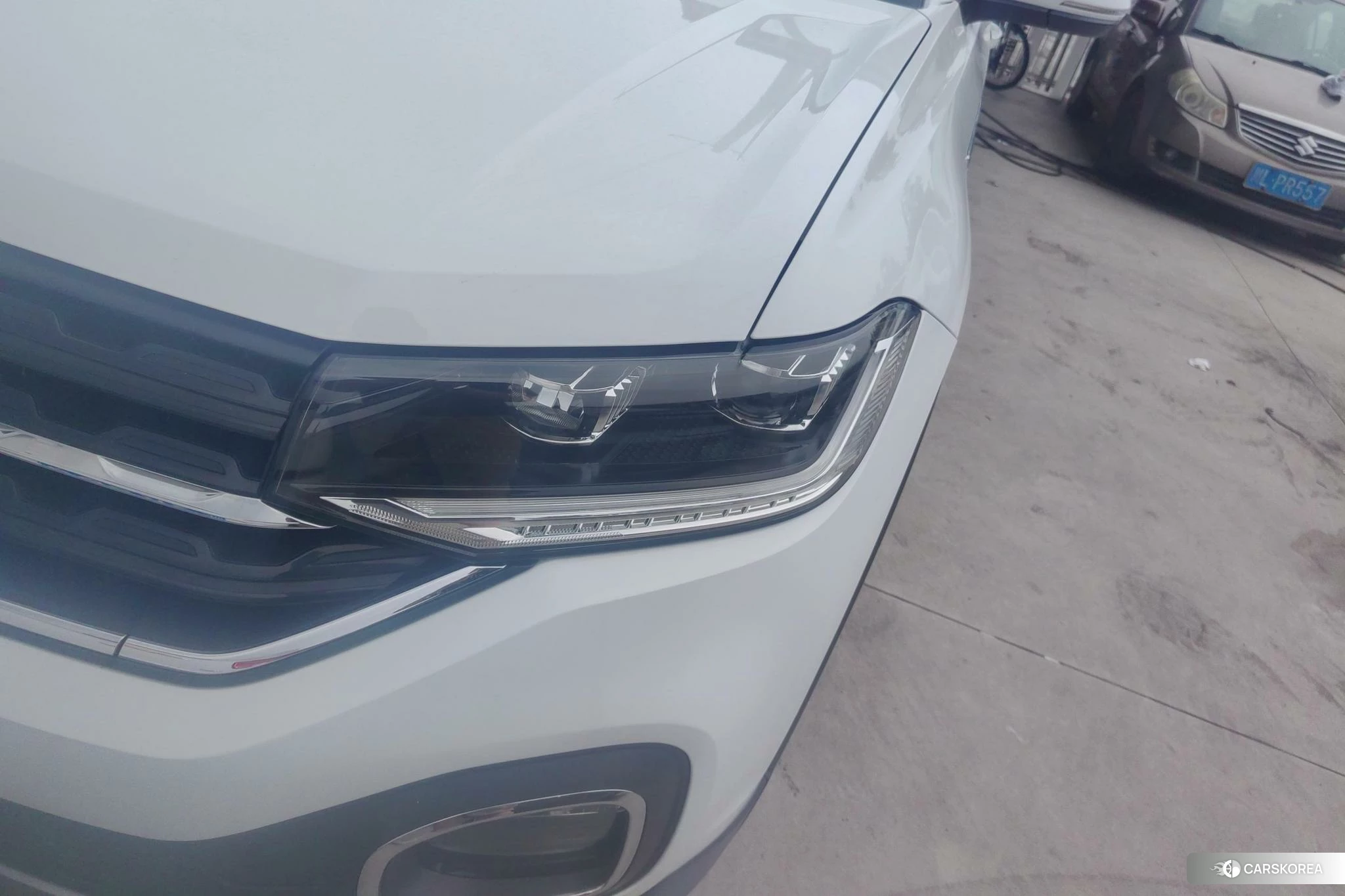 Volkswagen Exploring the shadow id 4441029 из Китая 15
