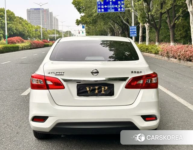Nissan Xuan Yi id 4341779 из Китая 15
