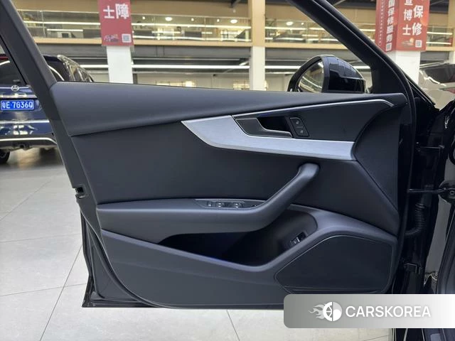 Audi A4L id 4333684 из Китая 13