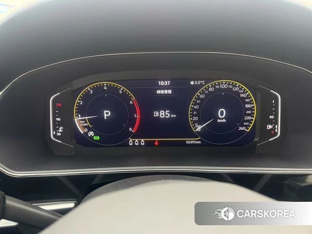 Volkswagen Passat id 4257976 из Китая 14