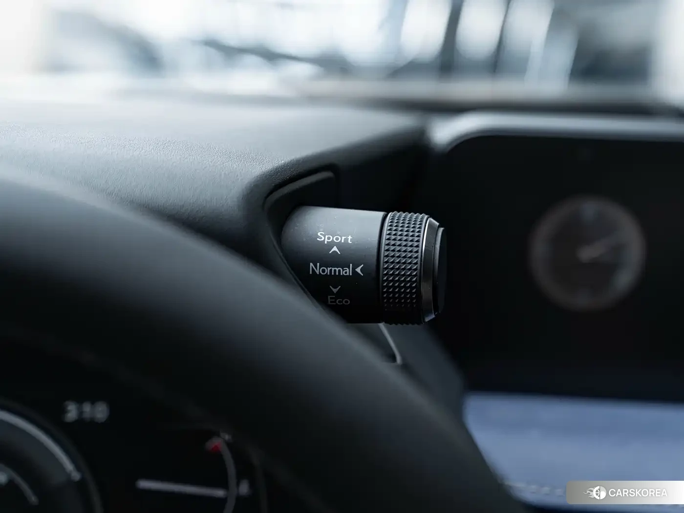 Lexus UX id 4589502 из Китая 19