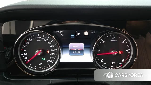 Mercedes-Benz E-Class W213 id 4785617 из Кореи 31