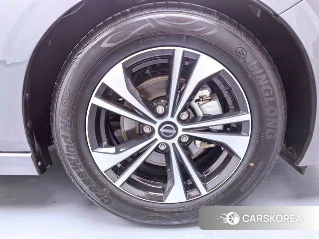 Nissan Xuan Yi id 4329017 из Китая 15