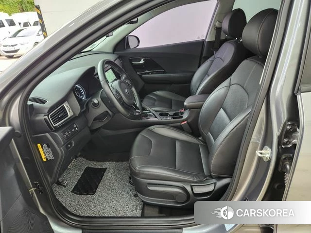 Kia Niro id 4760420 из Кореи 18