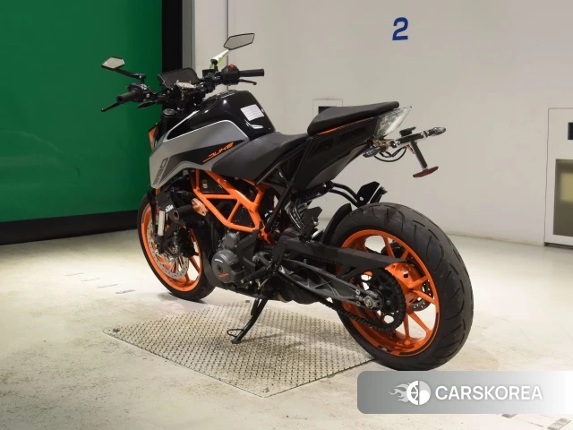 Проданный KTM 390 DUKE id 4328241 из Японии, фото 8