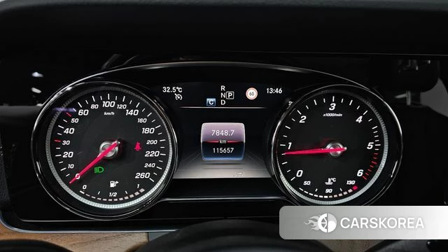 Mercedes-Benz E-Class W213 id 4609959 из Кореи 28
