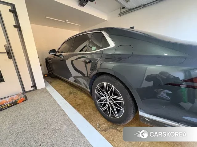 Genesis G90 (RS4) id 3389271 из Кореи 17